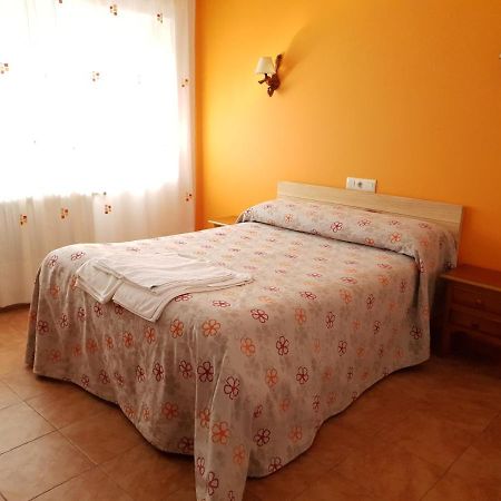 Riópar Hostal Rio Mundo מראה חיצוני תמונה