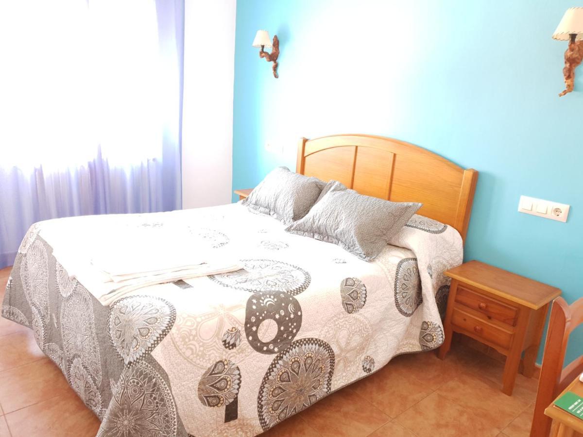 Riópar Hostal Rio Mundo מראה חיצוני תמונה